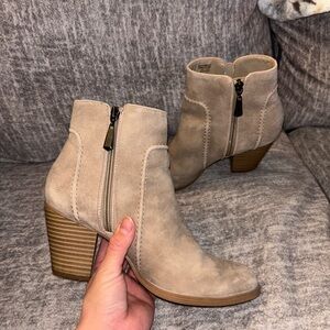 Women’s tan dress boots